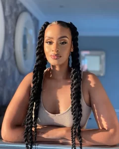 Watch: Cassper Nyovest’s baby mama Thobeka Majozi steps out with long hair