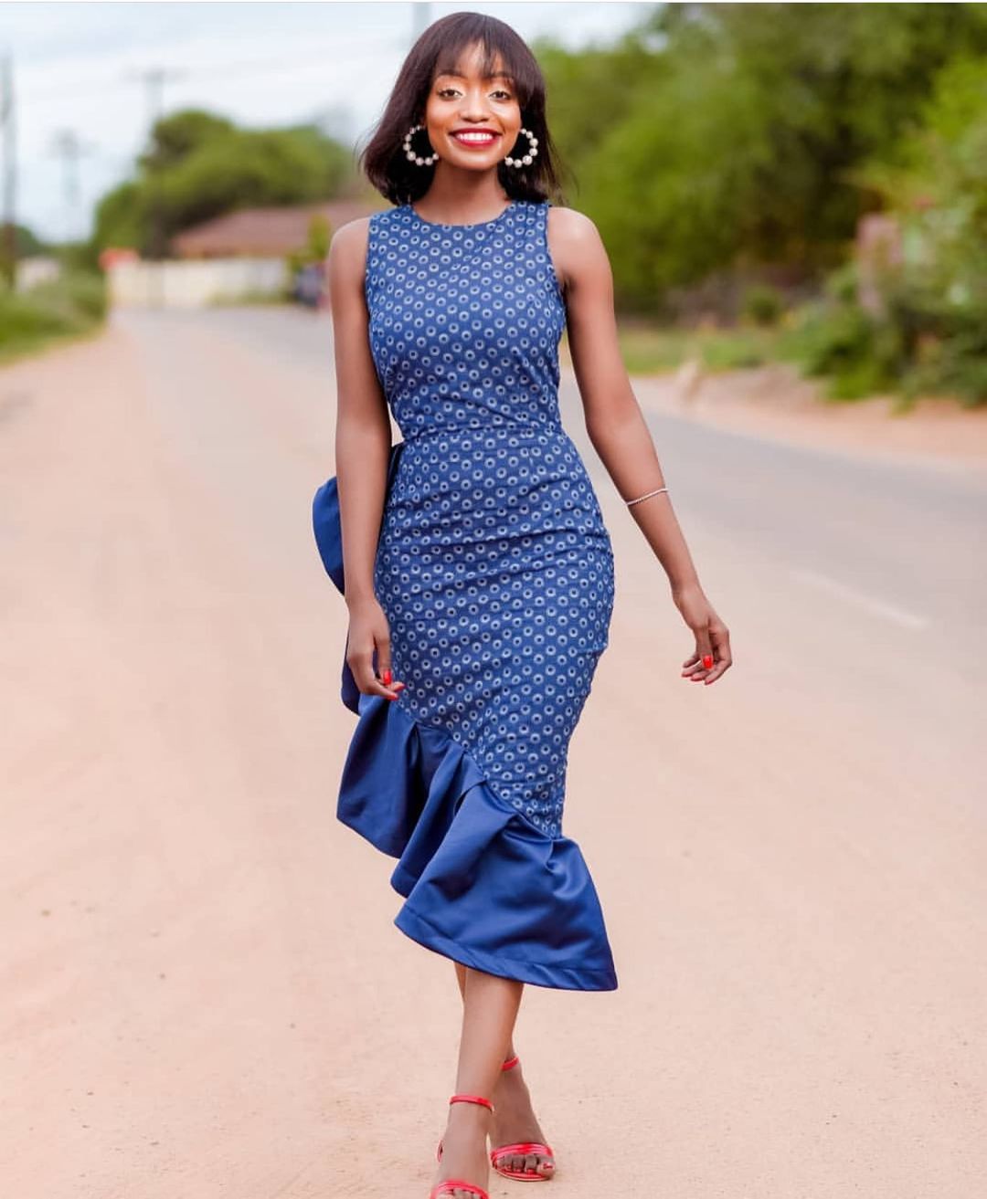 ELEGANT AFRICAN DRESSES FOR WEDDING