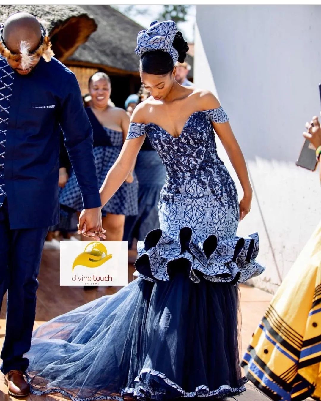 ELEGANT AFRICAN DRESSES FOR WEDDING