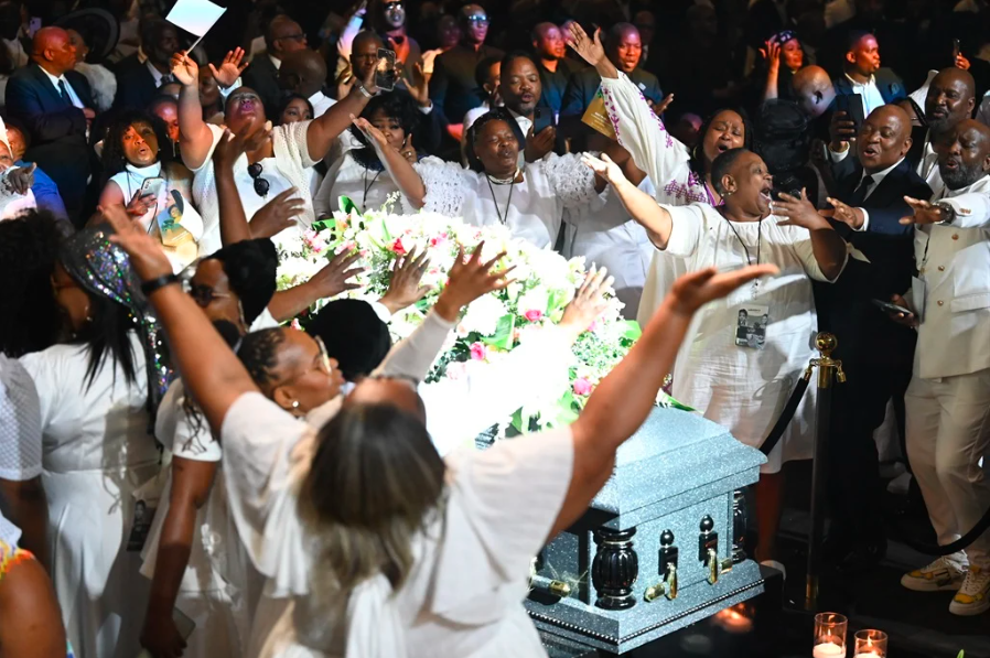 Gospel Star Rebecca Malope Speaks Out After Falling On Stage At Mbokazi-Nkambule Funeral