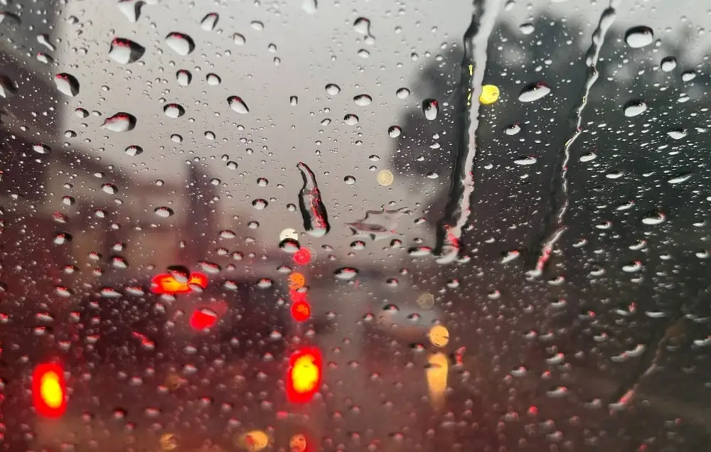 Inclement weather across parts of South Africa ahead of cold front making landfall